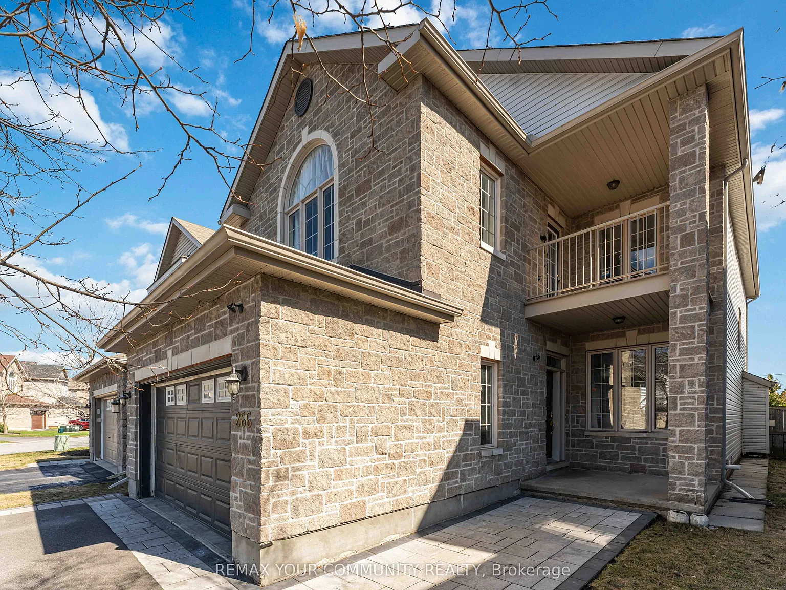 4 bed, $4,200 — Photo 2