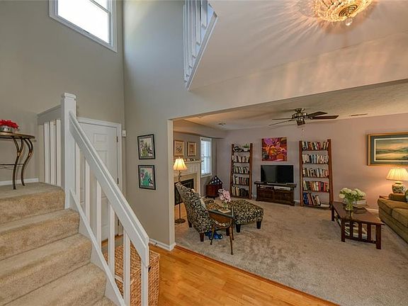 5th image of 867 Cranberry Ln
