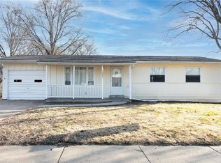 1007 Armada Ct, Florissant, MO