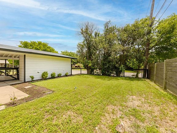 3rd image of 1423 Braes Ridge Dr #B