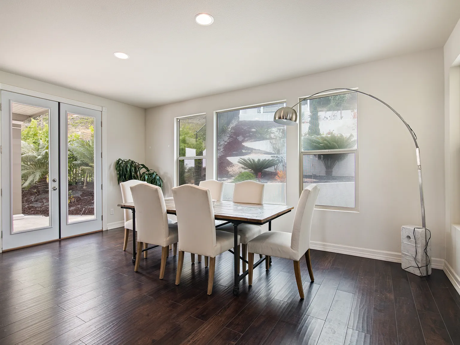 431 Machado Way — Photo 3