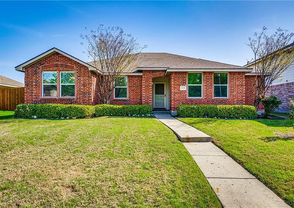 1st image of 3002 Lake Terrace Dr