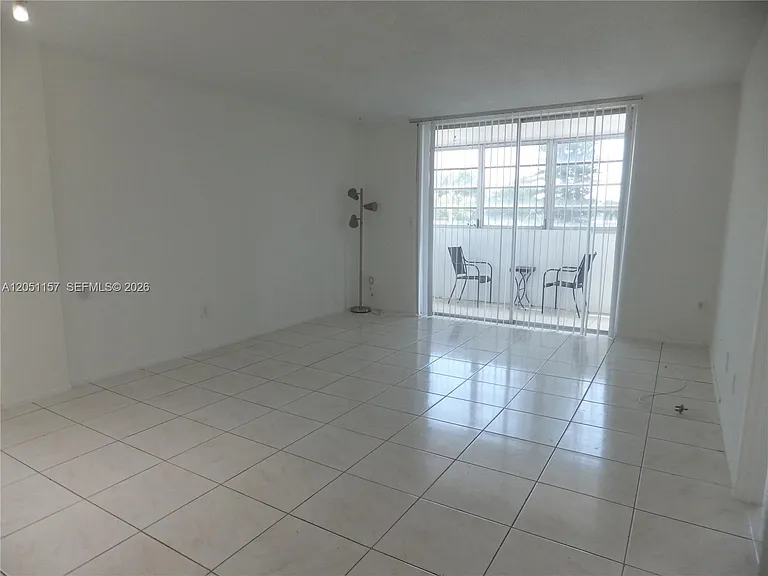 16410 Miami Dr #209 — Photo 2