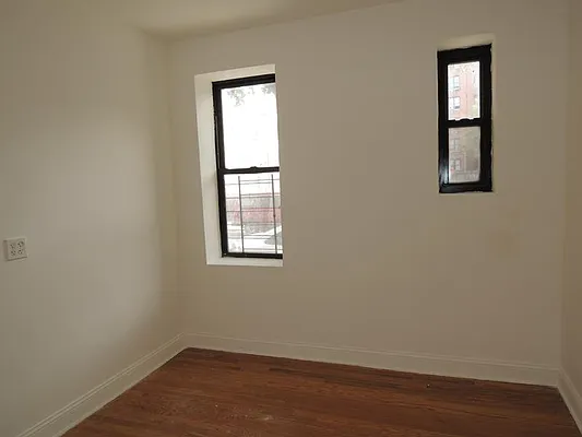 Rented by Lang Realty LLC | media 3