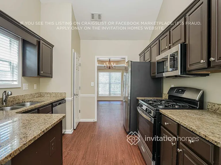 4215 Mulberry Ridge Ln — Photo 8