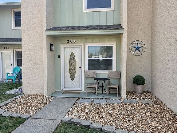 2nd image of 206 White Sandy Dr