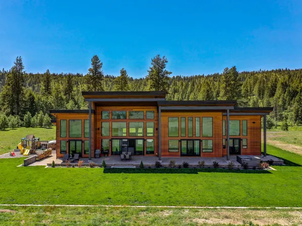 3789 W Mountain Rd, Lardo, ID 83638