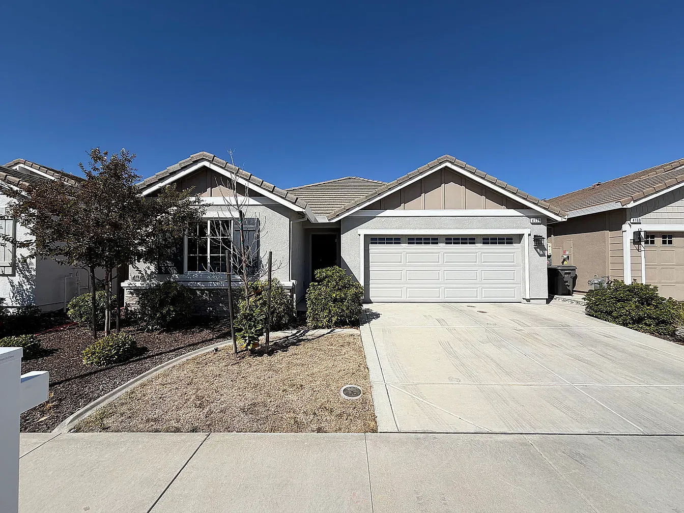 3 bed, 1203 sqft, $2,900 — Photo 1