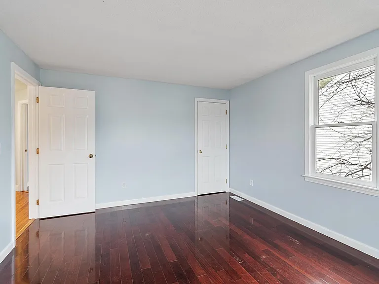 29 Lamplighter Ln — Photo 13
