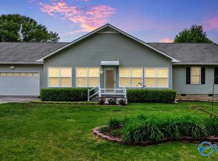 1992 Putter Cir NE, Arab, AL 35016