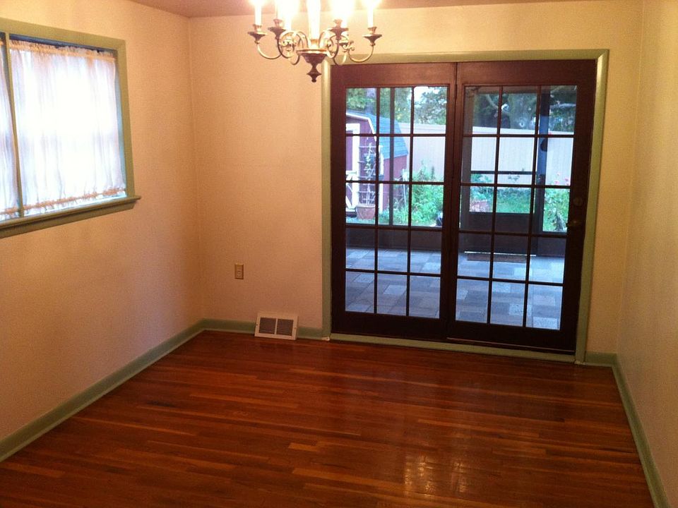 Dining Rm