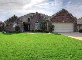 145 Congressional Dr, Little Rock, AR 72210