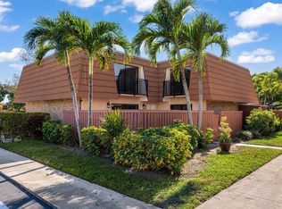 24, Deerfield Beach, FL 33442