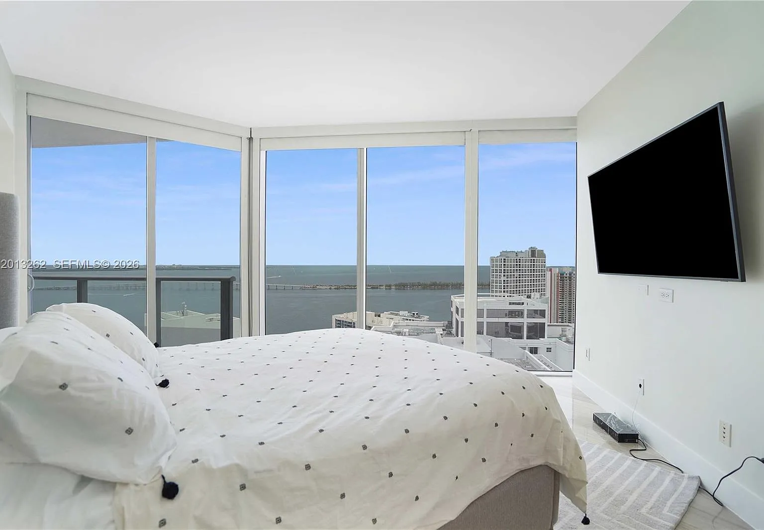Brickellhouse Condo — Photo 4