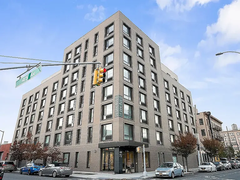 44-72 11th St #B206 — Photo 9