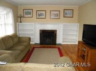 1612 N Belmore Ave, Staunton, VA 24401