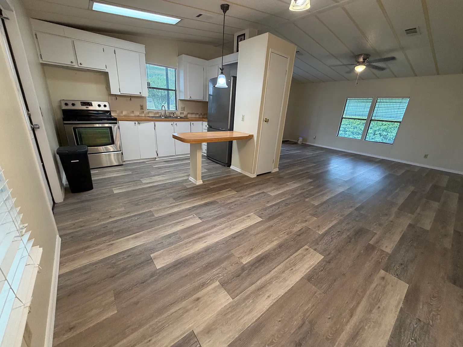 1450 Madeline Ave — Photo 2