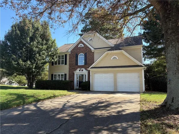 1301 Dalesford Dr, Alpharetta, GA 30004
