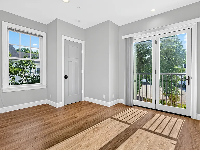 SW Location - Bedroom w/ Balcony