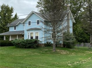 2417 Hosmer Rd, Appleton, NY 14008