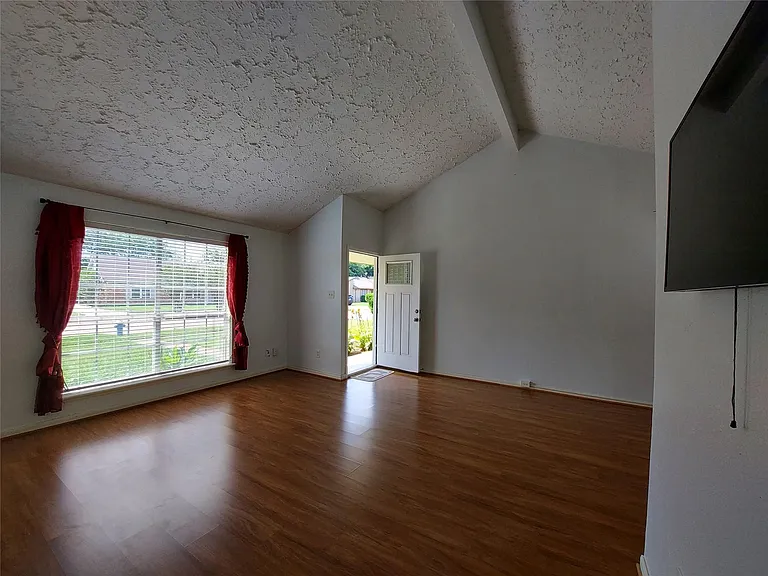 3807 Quiet Place Dr — Photo 29