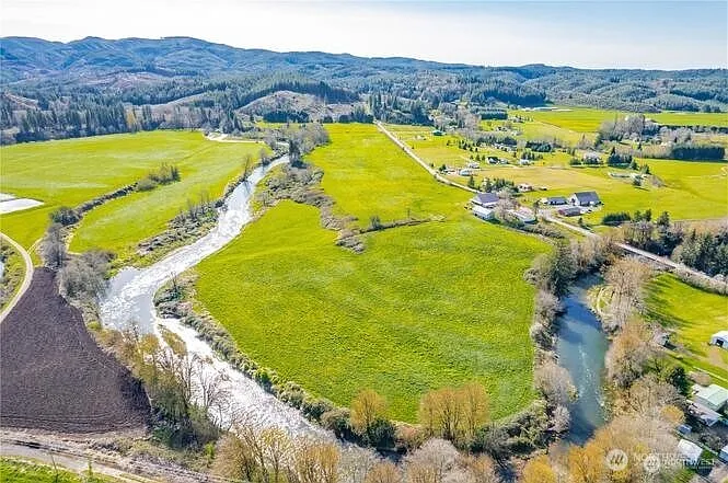 0 x4 Oxbow Road photo 1