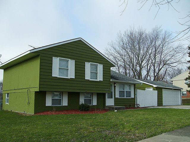 1st image of 22646 Spencer Ave