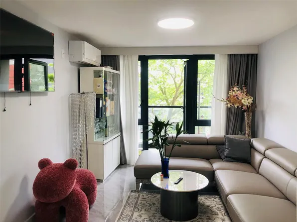 811 45th Bluffs #3C, Brooklyn, NY 11220