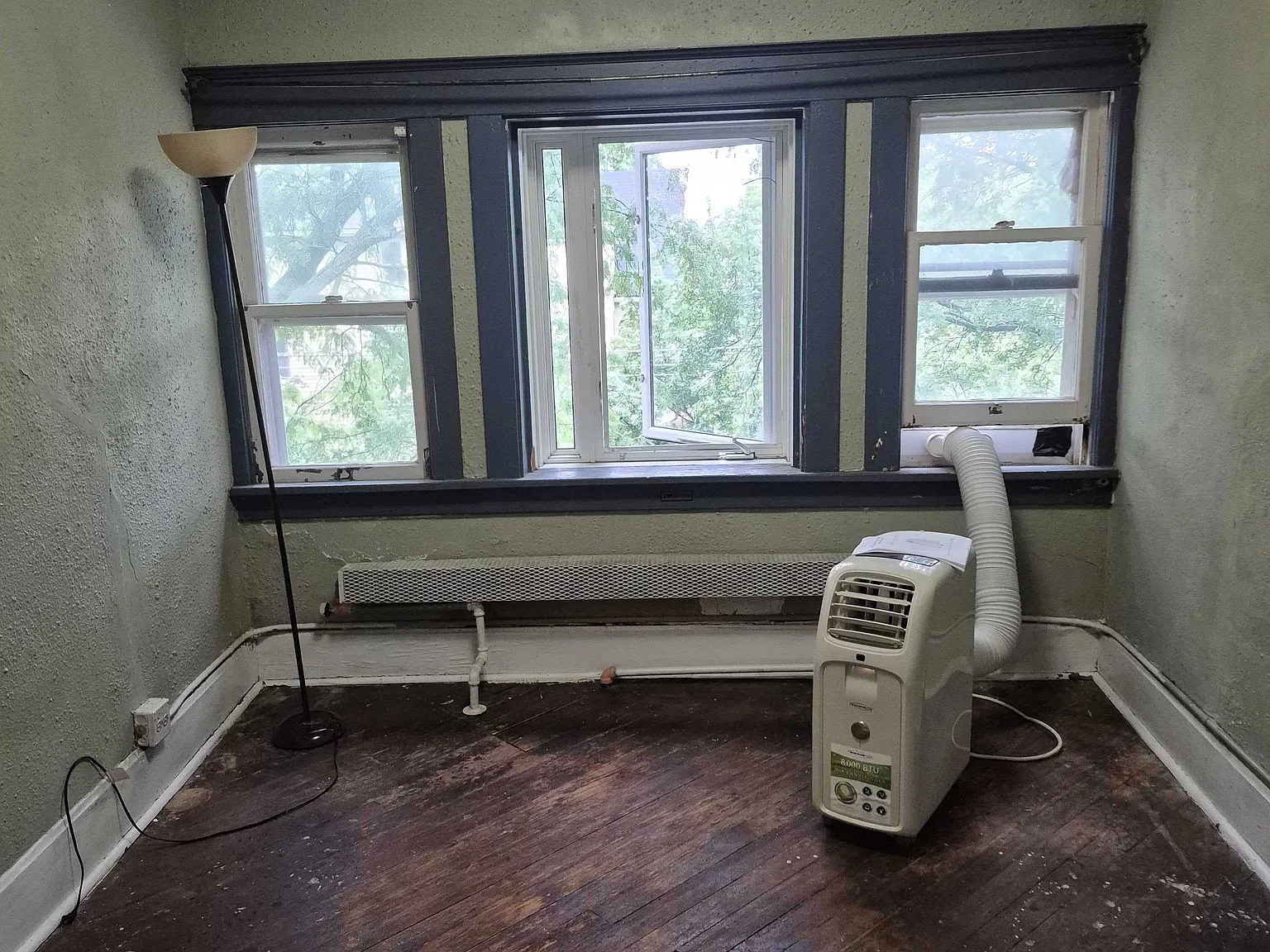 1 bed, 3.5 bath, $597 — Photo 1