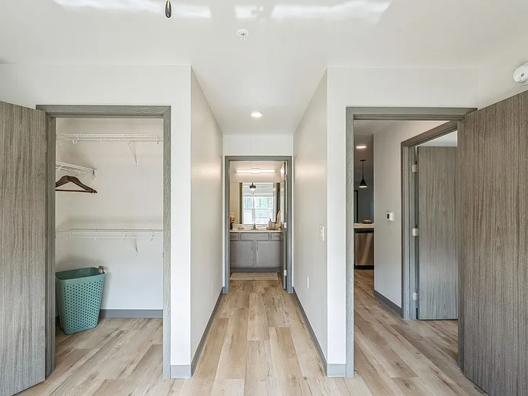 1160 Richard St #10 — Photo 4