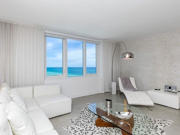 2nd image of 2301 Collins Ave #A1212