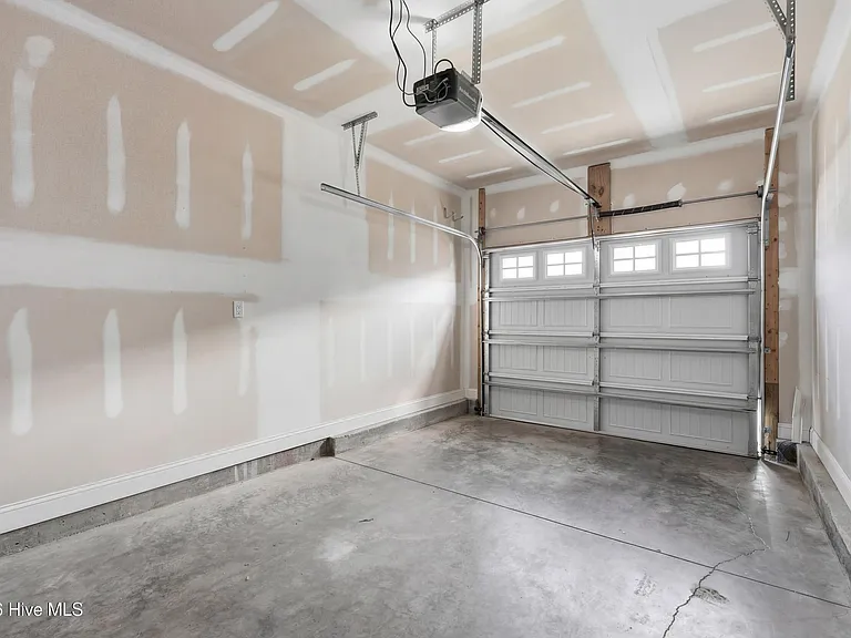 310 S Stingray Ln — Photo 18
