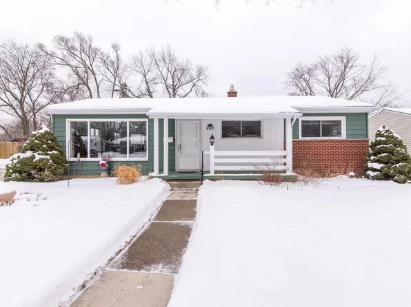 2723 Radcliffe Ave, Ann Arbor, MI 48104