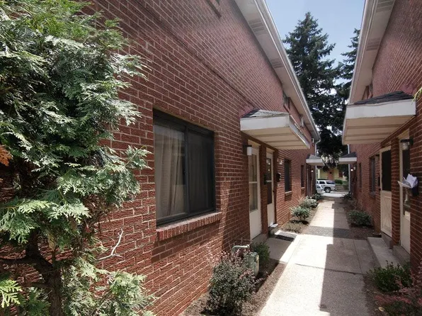 421 Franklin Ave APT A, Pittsburgh, PA 15221