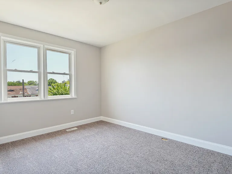 3111 Hanlon Ave — Photo 14