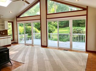 30 Beacon Hill Ln, Phoenixville, PA 19460