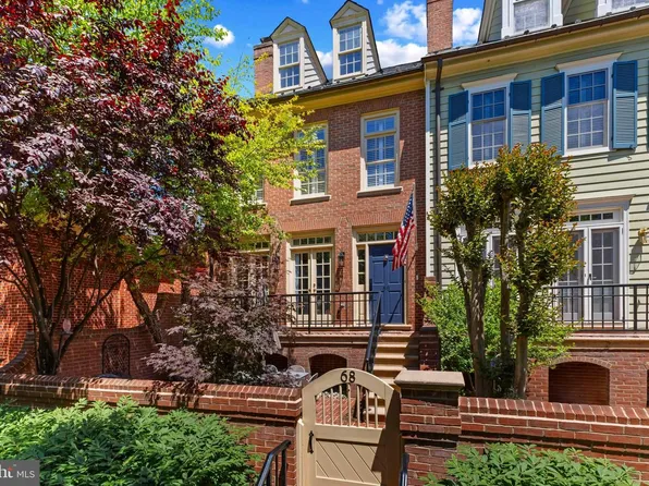 68 Wolfe St, Alexandria, VA 22314