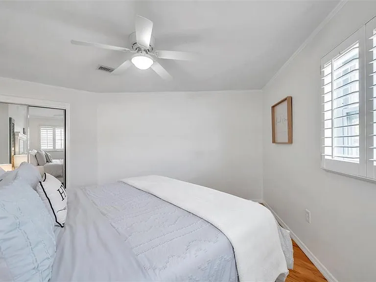 1261 12th Ct SW — Photo 33