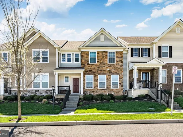 322 Stafford Ct, Chester Springs, PA 19425