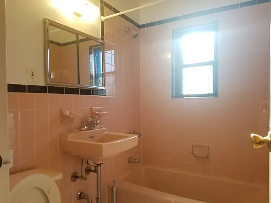 Rented by NOVELTY HOMES LLC | media 7