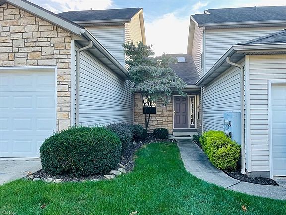2nd image of 103 Falling Water Cir