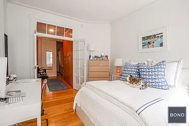 Rented by Bond New York