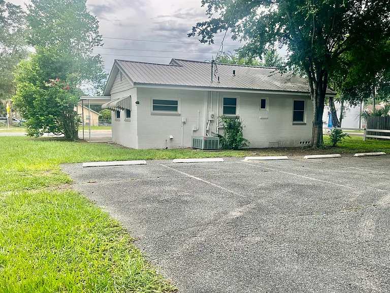 18387 SW State Road 47 — Photo 5