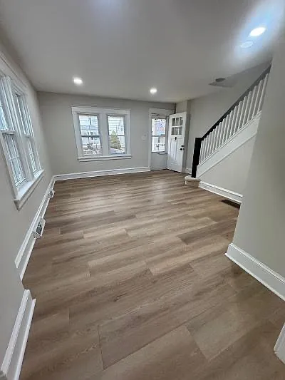 3 bed, 1.5 bath, 1224 sqft, $2,600 — Photo 2