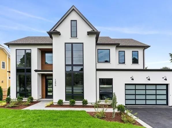 1256 Commonwealth Ave, Newton, MA 02465