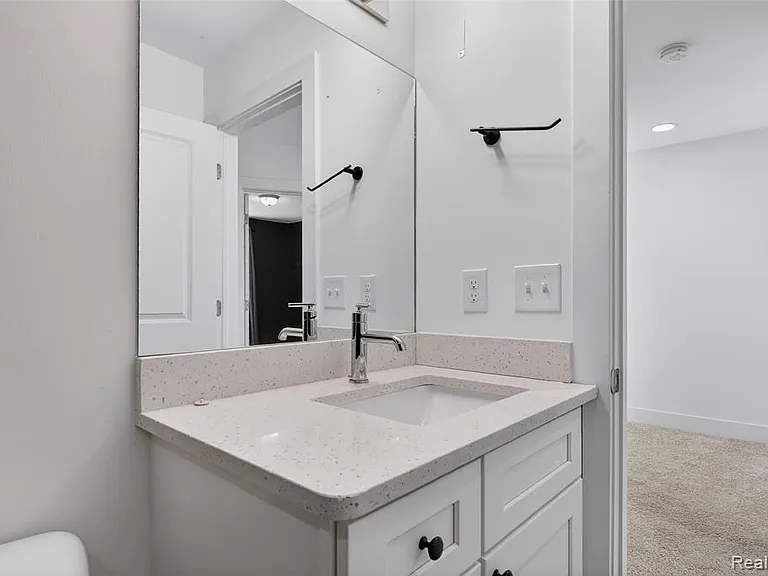 2925 Square Lake Ct — Photo 29