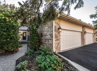 7709 Pondwood Dr, Edina, MN 55439