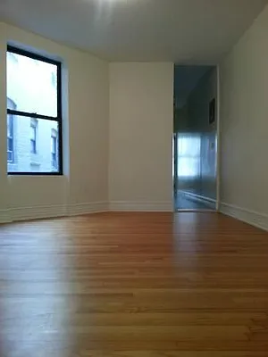 Rented by Living New York | media 13