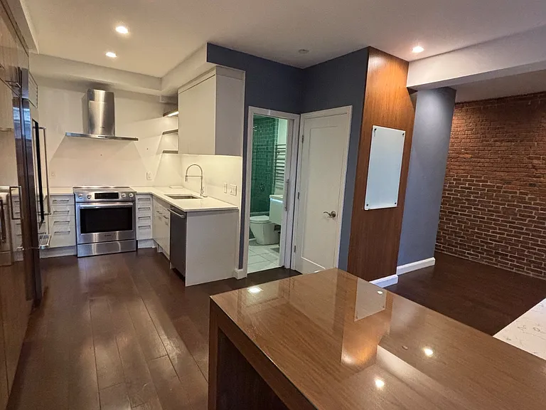 662 Massachusetts Ave #2 — Photo 7