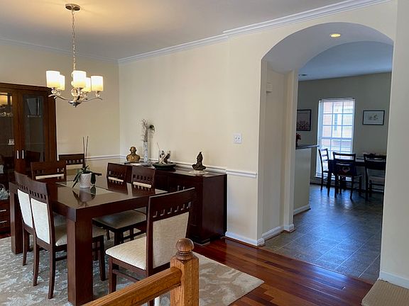 3rd image of 3395 Governors Crest Ct